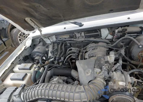 2000 Ford Ranger Xlt from USA, damaged, VIN 1FTYR11X4YTB03894